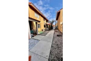2760 W 61st Pl 202, Hialeah, FL 33016 - MLS#A11816392