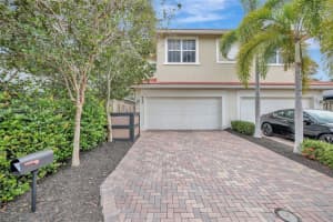 600 Sw 8th St 1, Fort Lauderdale