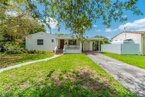1110 Falcon Ave Miami Springs, FL 33166 - MLS#A11816425