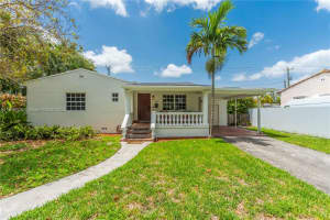 1110 Falcon Ave Miami Springs, FL 33166 - MLS#A11816425