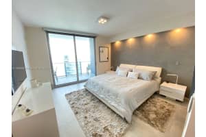 488 Ne 18th St 3911, Miami