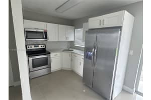 2560 Nw 206th St Miami Gardens, FL 33056 - MLS#A11816558
