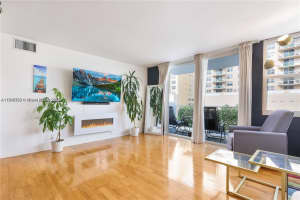 430 Golden Isles Dr APT 301, Hallandale Beach, FL 33009, - MLS#A11816588