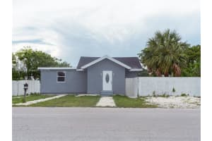 3613 Sw 12th Pl, Fort Lauderdale
