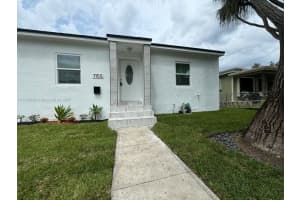1155 Nw 120th St, North Miami