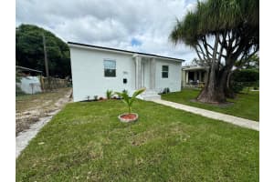 1155 Nw 120th St North Miami, FL 33168 - MLS#A11816609