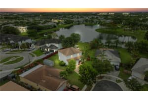 402 Se 30th Ter, Homestead