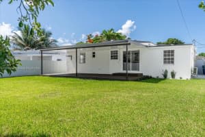 3335 NW 19th St, Miami, FL 33125, - MLS#A11816711