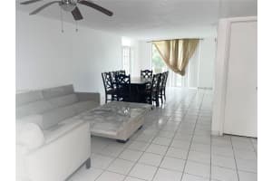 9820 S Hollybrook Lake Dr APT 205, Pembroke Pines, FL 33025, - MLS#A11816736