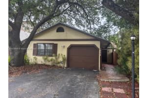 10626 SW 148th Ave Dr, Miami, FL 33196, Sold 08/19/25