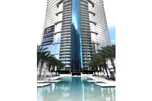 851 Ne 1st Ave 1108, Miami