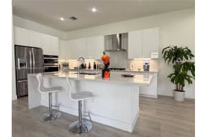 8167 NW 45th St, Doral, FL 33166, Sold 08/21/25