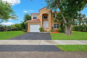 4333 Sw 84th Ter, Davie