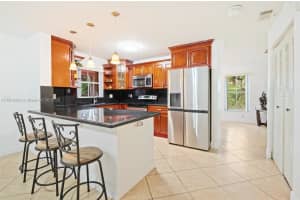 4333 SW 84th Ter, Davie, FL 33328 - MLS#A11816903