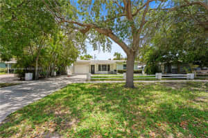 MLS# A11816958, Hollywood, Florida 33020
