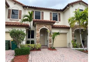 300 Se 37th Ter, Homestead