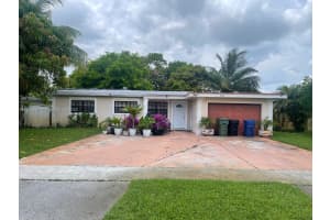 451 E Dayton Cir Fort Lauderdale, FL 33312 - MLS#A11816991