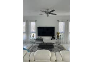 2342 McKinley St #1, Hollywood, FL 33020, - MLS#A11817071