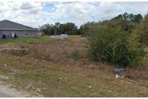 332/334 Gretchen Ave S Lehigh Acres, FL 33973 - MLS#A11817088