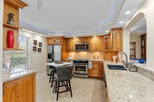 150 S Hollybrook Terrace APT 201, Pembroke Pines, FL 33025, - MLS#A11817153