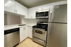 9350 Fontainebleau Blvd APT 609, Miami, FL 33172, - MLS#A11817211