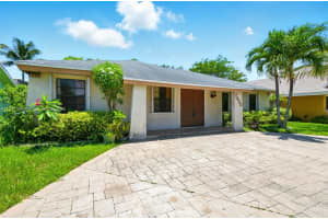 7420 SW 14th Pl, North Lauderdale, FL 33068, - MLS#A11817334