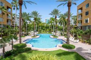 100 Meridian Ave 216, Miami Beach
