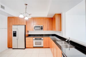 3340 NE 190th St APT 1204, Aventura, FL 33180, - MLS#A11817369