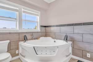 131 Avenue G Marathon, FL 33050 - MLS#A11817374