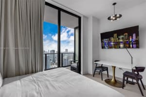 601 NE 1st Ave #5010, Miami, FL 33132, - MLS#A11817477