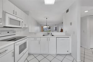 7711 Trent Dr 106, Tamarac