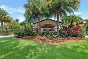 18120 Sw 88th Ct, Palmetto Bay