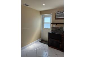 MLS# A11817568, Hollywood, Florida 33021