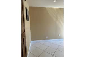 MLS# A11817568, Hollywood, Florida 33021