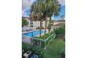 460 S Park Rd 6-209, Hollywood