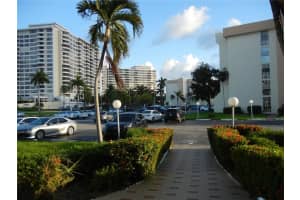 801 Three Islands Blvd 206 Hallandale Beach, FL 33009 - MLS#A11817652