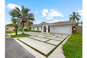 5976 SW 88 pl, Miami, FL 33173 - MLS#A11817670