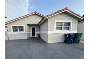 11510 Sw 7th St, Sweetwater