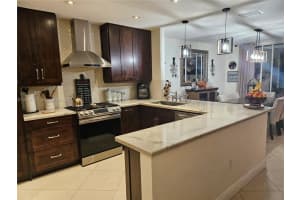 10270 Nw 46th St, Doral