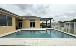4221 Laurel Ridge Cir Weston, FL 33331 - MLS#A11817760