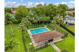 4167 Forest Hill Dr, Hollywood, FL 33026, - MLS#A11817765