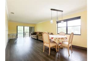 5975 Forest Hill Blvd 206, West Palm Beach