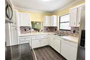 5975 Forest Hill Blvd APT 206, West Palm Beach, FL 33415, - MLS#A11817812