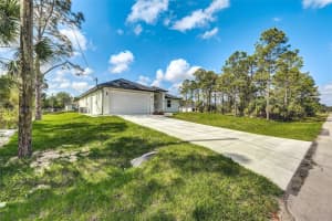 2807 40 St W Lehigh Acres, FL 33971 - MLS#A11817820