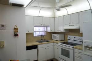 9820 S Hollybrook Lake Dr APT 106, Pembroke Pines, FL 33025, - MLS#A11817826
