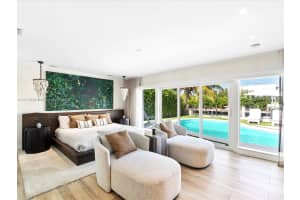 2371 Bayview Ln, North Miami, FL 33181, Sold 08/22/25