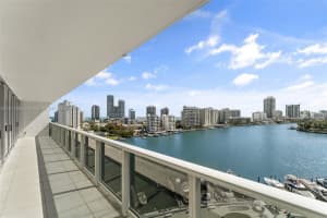 900 Bay Dr APT 904, Miami Beach, FL 33141, Sold 08/28/25