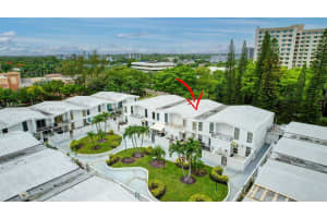 2730 NE 183rd St, Miami, FL 33160, - MLS#A11817908