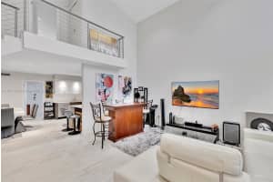 2730 NE 183rd St, Miami, FL 33160, - MLS#A11817908