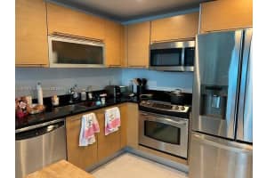 950 Brickell Bay Dr 1608 Miami, FL 33131 - MLS#A11817915